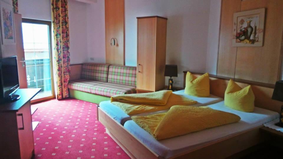 Hotel-Garni Pramstraller ไมย์อาโฮเฟิน ภายนอก รูปภาพ