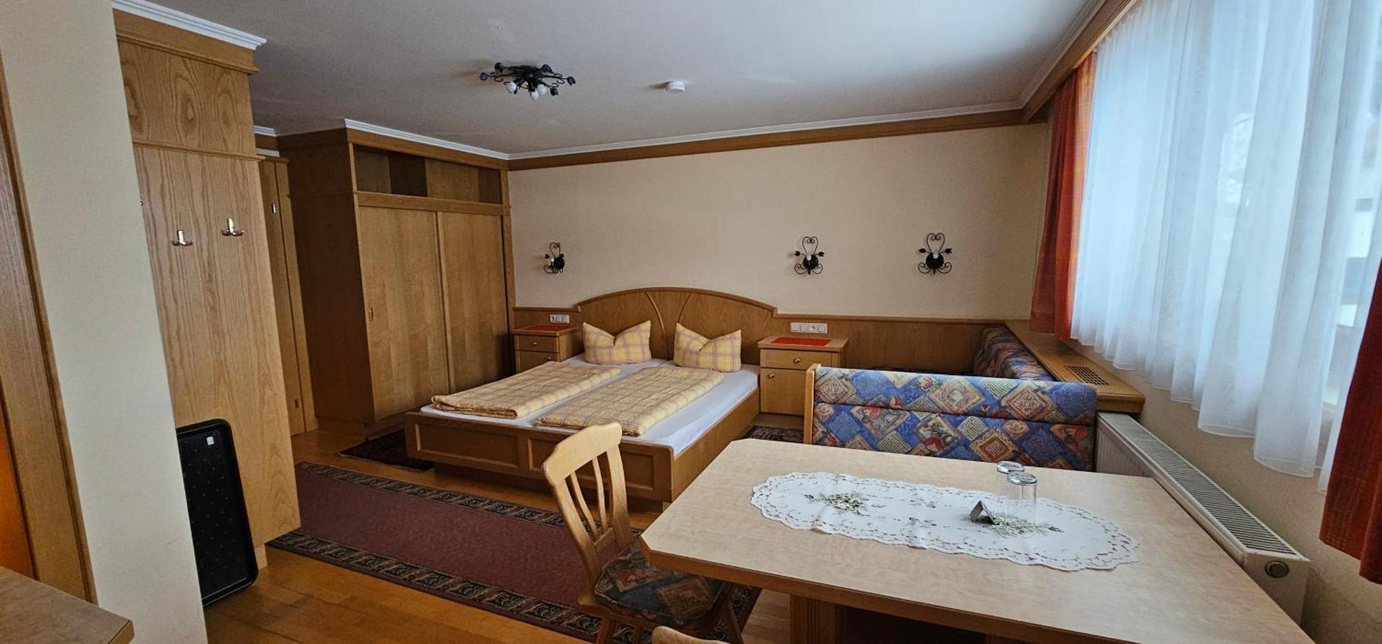 Hotel-Garni Pramstraller ไมย์อาโฮเฟิน ภายนอก รูปภาพ